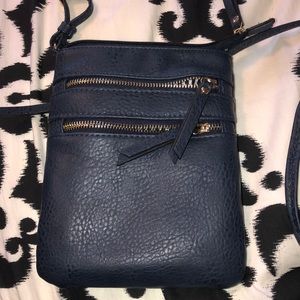 Weekender crossbody purse